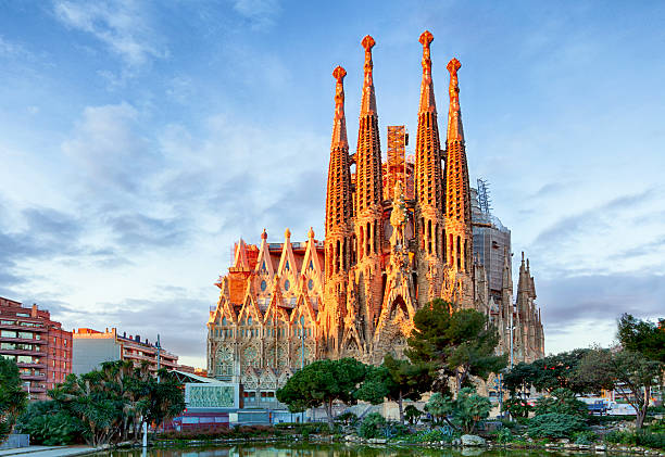 sagrada familia, barcelona